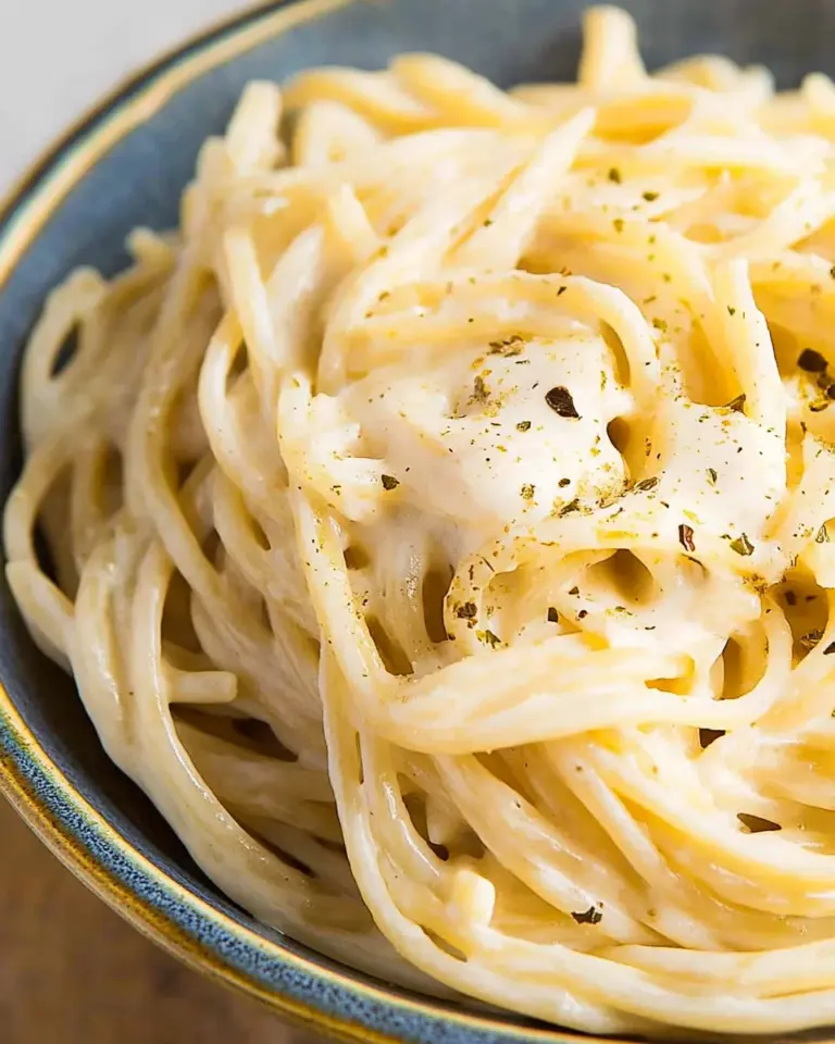 10-Minute Cream Cheese Pasta