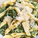 Pasta with Spinach Sauce